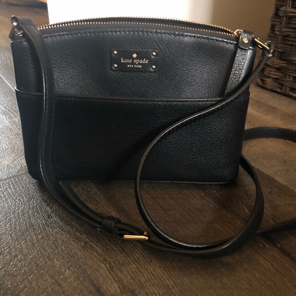kate spade Handbags - Kate Spade Millie grove street crossbody